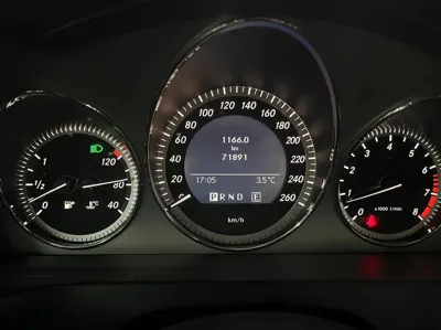 Mercedes-Benz C-Class 2011, 71891 км, за 3237.53 USD - фото 12