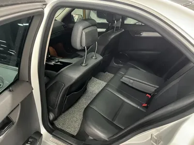 Mercedes-Benz C-Class 2011, 71891 км, за 3237.53 USD - фото 17