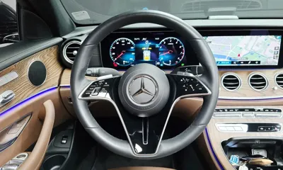 Mercedes-Benz E-Class 2023, 29743 км, за 28991.16 USD - фото 14