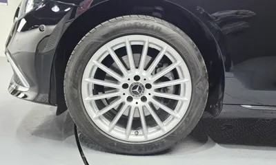 Mercedes-Benz E-Class 2023, 29743 км, за 28991.16 USD - фото 21