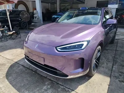 AITO 问界 AITO M5 · 2025 год