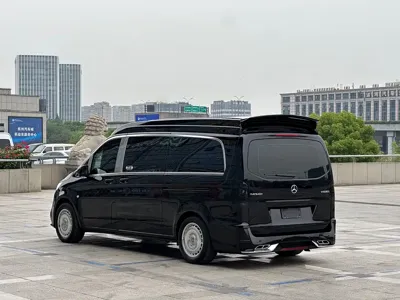Mercedes-Benz Vito 2023, 30000 км, за 41021.44 USD