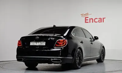 Kia K9 2019, 151861 км, за 12994.86 USD
