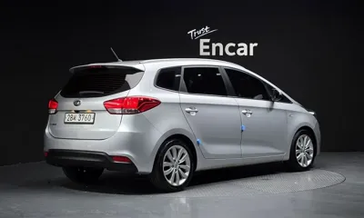Kia Carens 2015, 180820 км, за 4266.77 USD