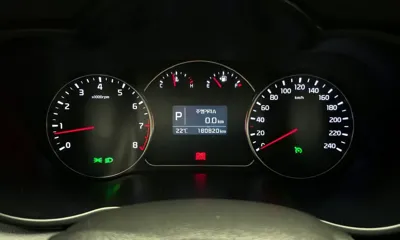 Kia Carens 2015, 180820 км, за 4234.53 USD - фото 8