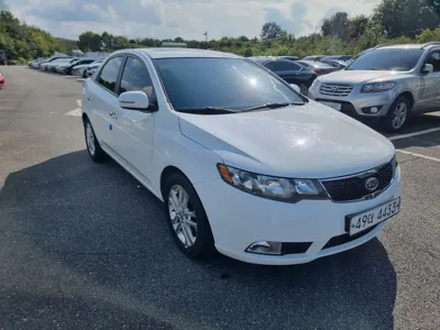 Kia Porte 2012, 145559 км, за 2599.35 USD