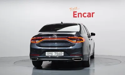 Hyundai Grandeur 2017, 137656 км, за 6824.1 USD
