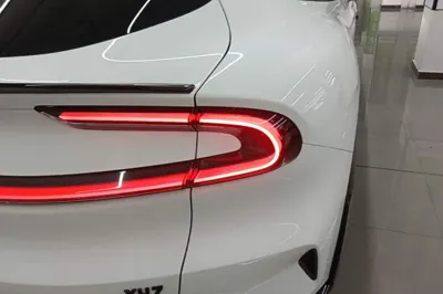 Xiaomi Auto YU7 2025, 6899 км, за 38449 USD - фото 9