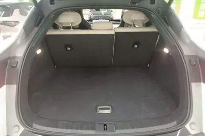 Xiaomi Auto YU7 2025, 6899 км, за 38449 USD - фото 22