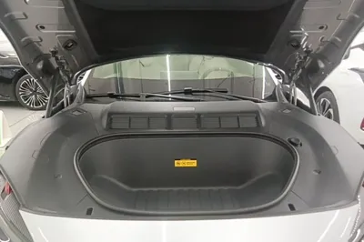 Xiaomi Auto YU7 2025, 6899 км, за 38449 USD - фото 24