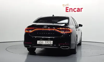 Hyundai Grandeur 2018, 169352 км, за 6874.67 USD