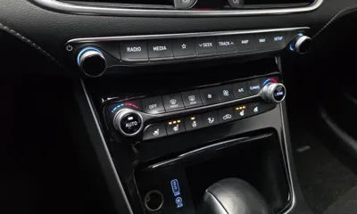 Hyundai Grandeur 2018, 169352 км, за 6874.67 USD - фото 16