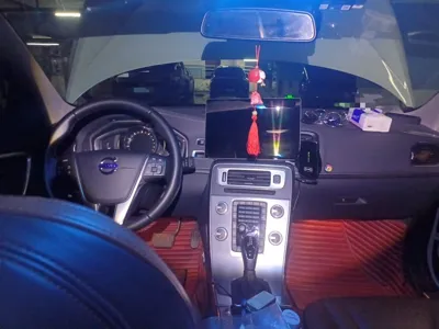 Volvo S60 2017, 99400 км, за 6721 USD - фото 10