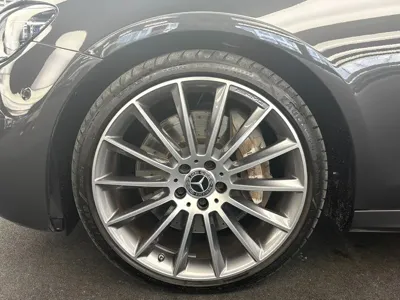 Mercedes-Benz E-Class 2022, 25021 км, за 32969.93 USD - фото 6