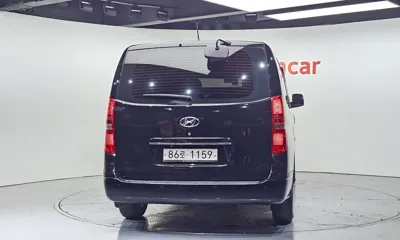 Hyundai Starex 2021, 48684 км, за 12421.54 USD