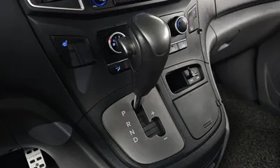 Hyundai Starex 2021, 48684 км, за 12421.54 USD - фото 9