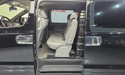 Hyundai Starex 2021, 48684 км, за 12421.54 USD - фото 11