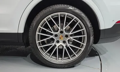 Porsche Cayenne 2023, 16564 км, за 76672.45 USD - фото 21