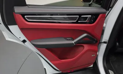 Porsche Cayenne 2023, 16564 км, за 76672.45 USD - фото 25