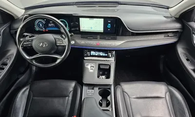 Hyundai Grandeur 2022, 109479 км, за 15628.05 USD - фото 7