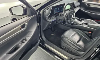 Hyundai Grandeur 2022, 109479 км, за 15628.05 USD - фото 10