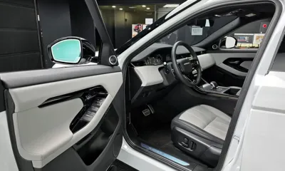 Land Rover Range Rover Evoque 2026, 7602 км, за 37661.05 USD - фото 11