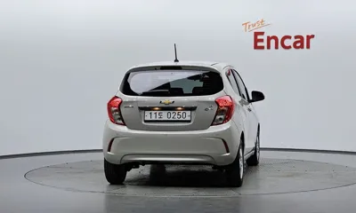ChevroletGMDaewoo Spark 2017, 76105 км, за 3510.37 USD