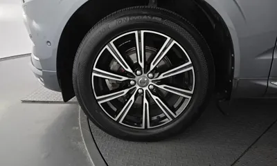 Volvo XC60 2018, 177069 км, за 14375.74 USD