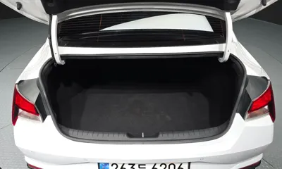Hyundai Avante 2021, 79912 км, за 8534.21 USD - фото 20