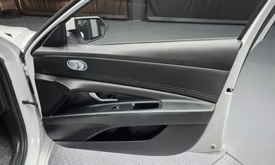 Hyundai Avante 2021, 79912 км, за 8534.21 USD - фото 25
