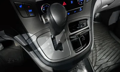 Hyundai Starex 2016, 179028 км, за 5776.55 USD - фото 9