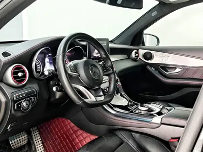 Mercedes-Benz GLC AMG 2018, 94000 км, за 21392.73 USD