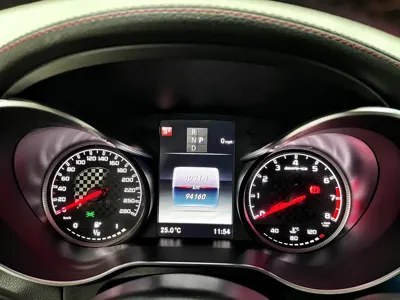 Mercedes-Benz GLC AMG 2018, 94000 км, за 21392.73 USD