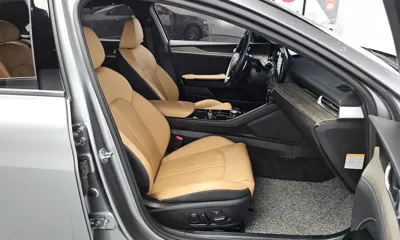 Kia K5 2023, 15982 км, за 16279.38 USD - фото 10