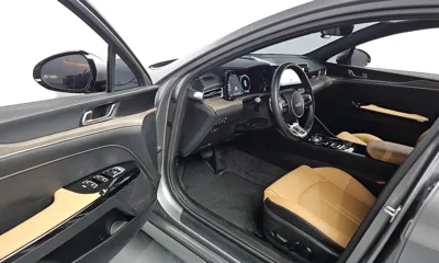 Kia K5 2023, 15982 км, за 16279.38 USD - фото 11