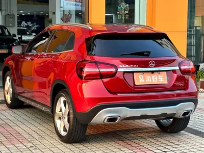 Mercedes-Benz GLA 2018, 70000 км, за 10284.51 USD