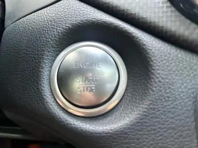 Mercedes-Benz GLA 2018, 70000 км, за 10284.51 USD - фото 36
