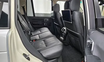 Land Rover Range Rover 2010, 121351 км, за 16421.43 USD - фото 12