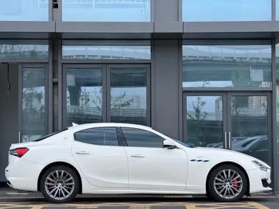 Maserati Ghibli 2022, 58000 км, за 40578.76 USD