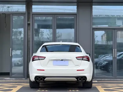 Maserati Ghibli 2022, 58000 км, за 40578.76 USD
