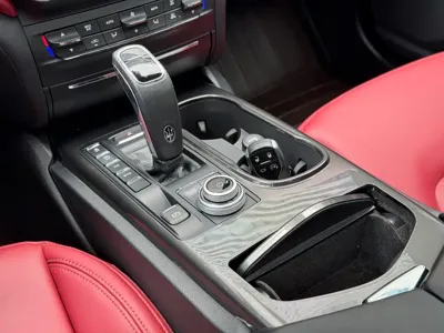 Maserati Ghibli 2022, 58000 км, за 40578.76 USD - фото 11