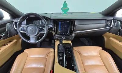 Volvo V90 2019, 129648 км, за 11815.68 USD - фото 7