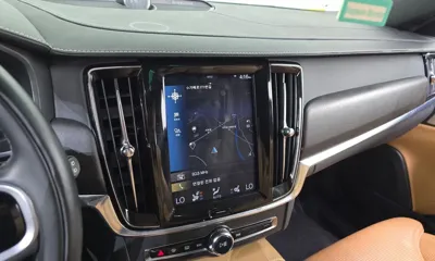 Volvo V90 2019, 129648 км, за 11815.68 USD - фото 15