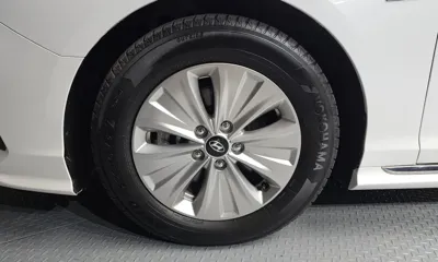 Hyundai Sonata 2019, 238139 км, за 5795.4 USD