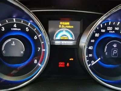 Hyundai Sonata 2014, 87800 км, за 3984.1 USD - фото 9