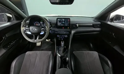 Hyundai Veloster 2021, 73657 км, за 12743.03 USD - фото 7