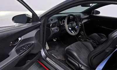 Hyundai Veloster 2021, 73657 км, за 12743.03 USD - фото 11