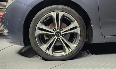 Kia K3 2015, 125105 км, за 3931.99 USD