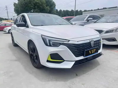Roewe i6 Max 2020, 33000 км, за 4788.63 USD