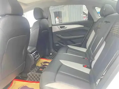 Roewe i6 Max 2020, 33000 км, за 4768.61 USD - фото 6